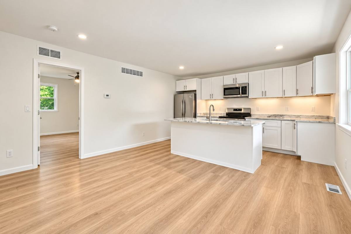 Apartment for rent at 34 Cross St #3, Auburn Hills, MI 48326