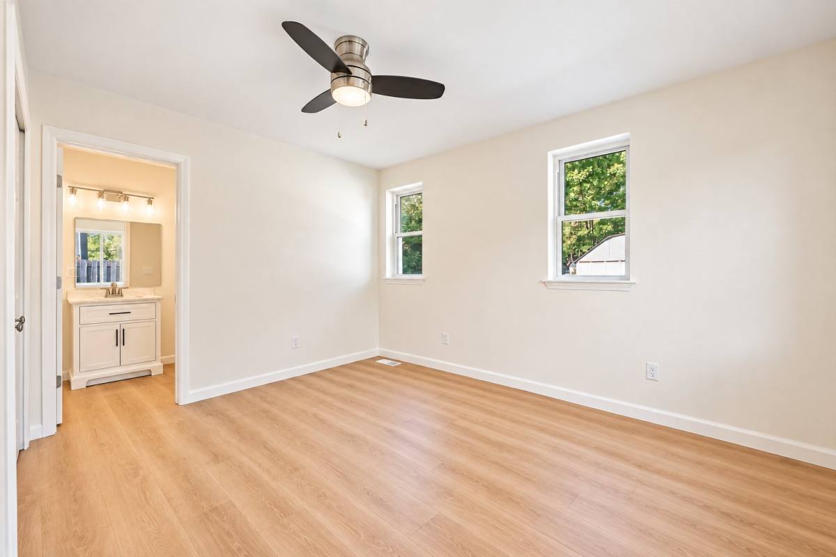 Apartment for rent at 34 Cross St #3, Auburn Hills, MI 48326