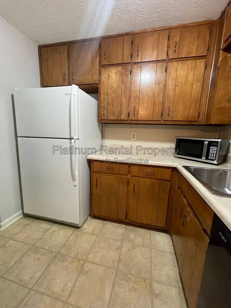 Apartment for rent at 2130 Kings Gate Circle SW #C, Snellville, GA 30078