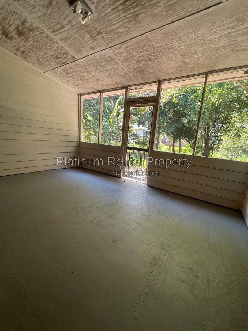Apartment for rent at 2130 Kings Gate Circle SW #C, Snellville, GA 30078