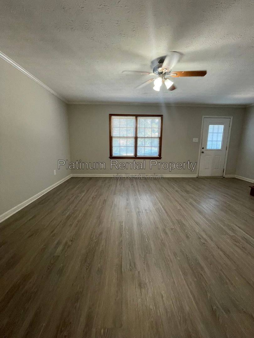 Apartment for rent at 2130 Kings Gate Circle SW #C, Snellville, GA 30078