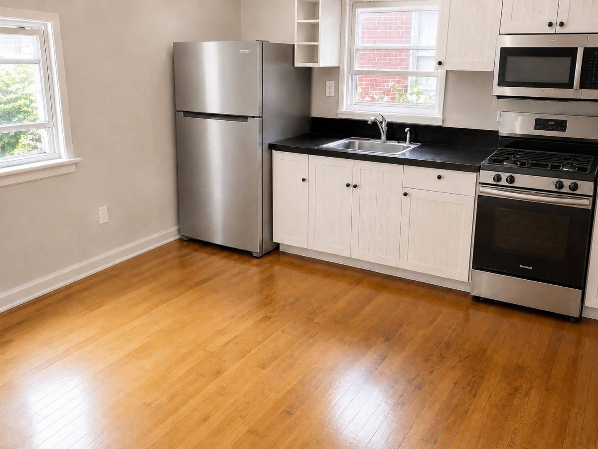 Apartment for rent at 135 N Ave #1, Elmhurst, IL 60126