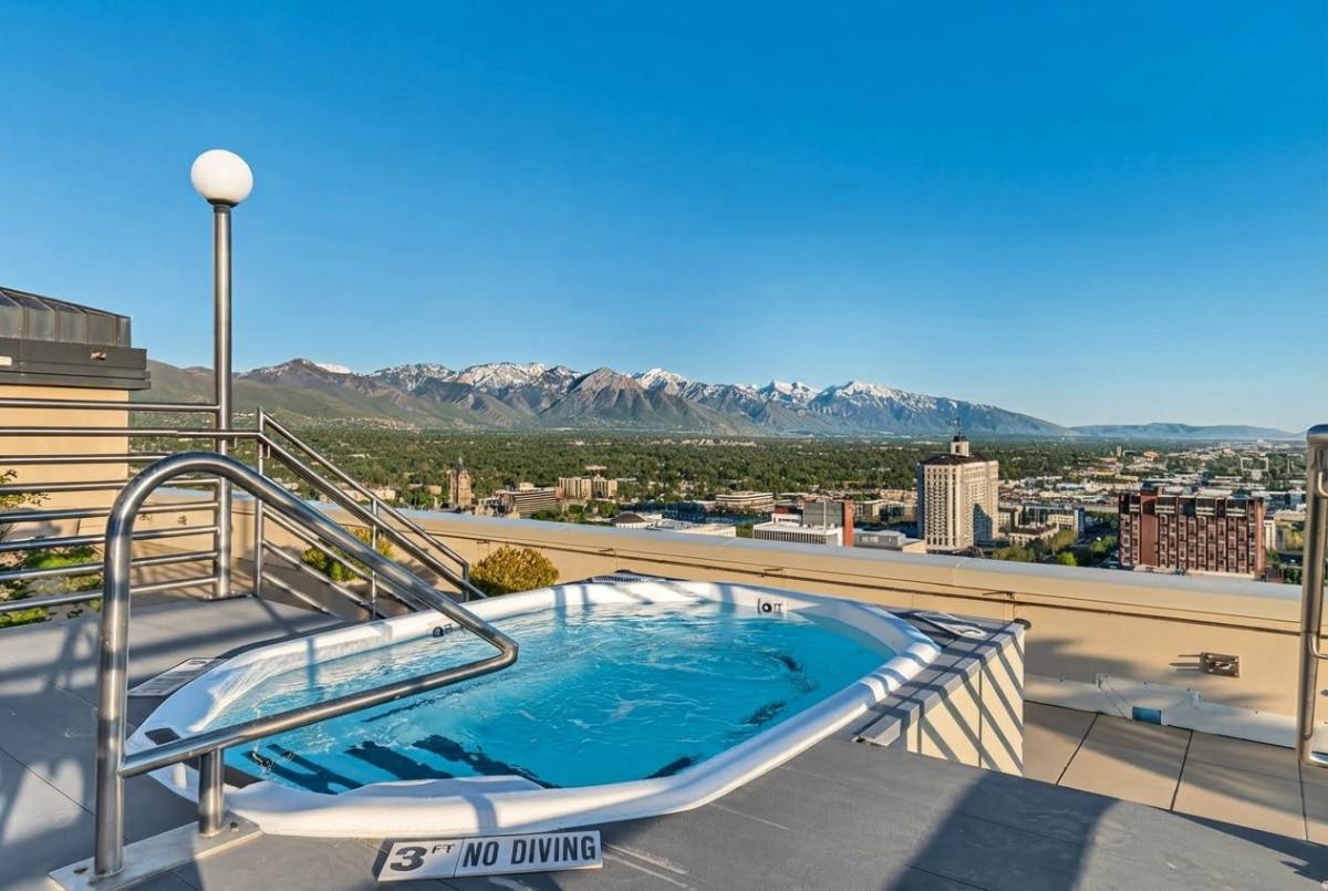Condo for rent at 44 W 300 S, Salt Lake City, UT 84101
