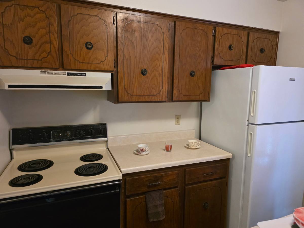 Apartment for rent at 612 W Mission Ave #A, Bellevue, NE 68005