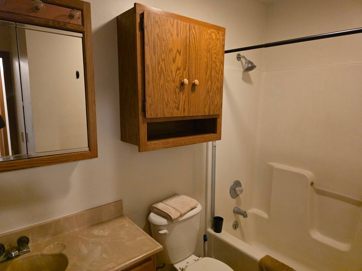 Apartment for rent at 612 W Mission Ave #A, Bellevue, NE 68005
