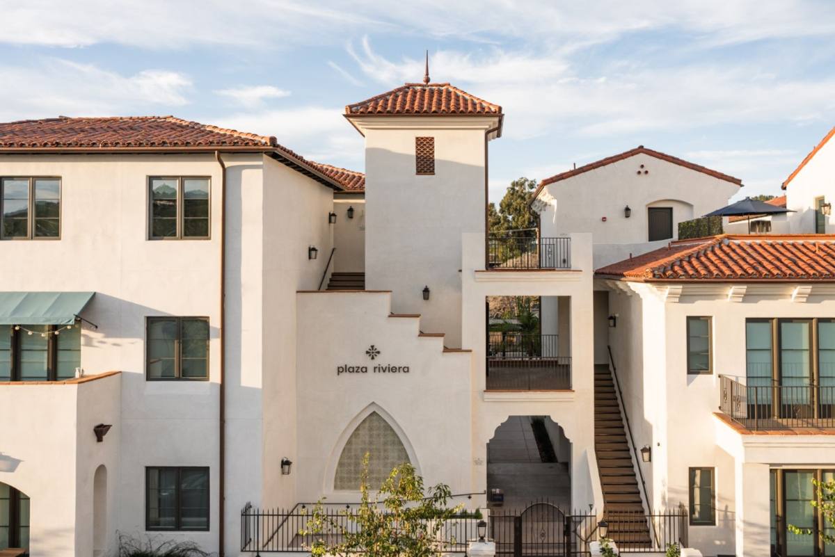 Apartment for rent at 835 E Canon Perdido St, Santa Barbara, CA 93103