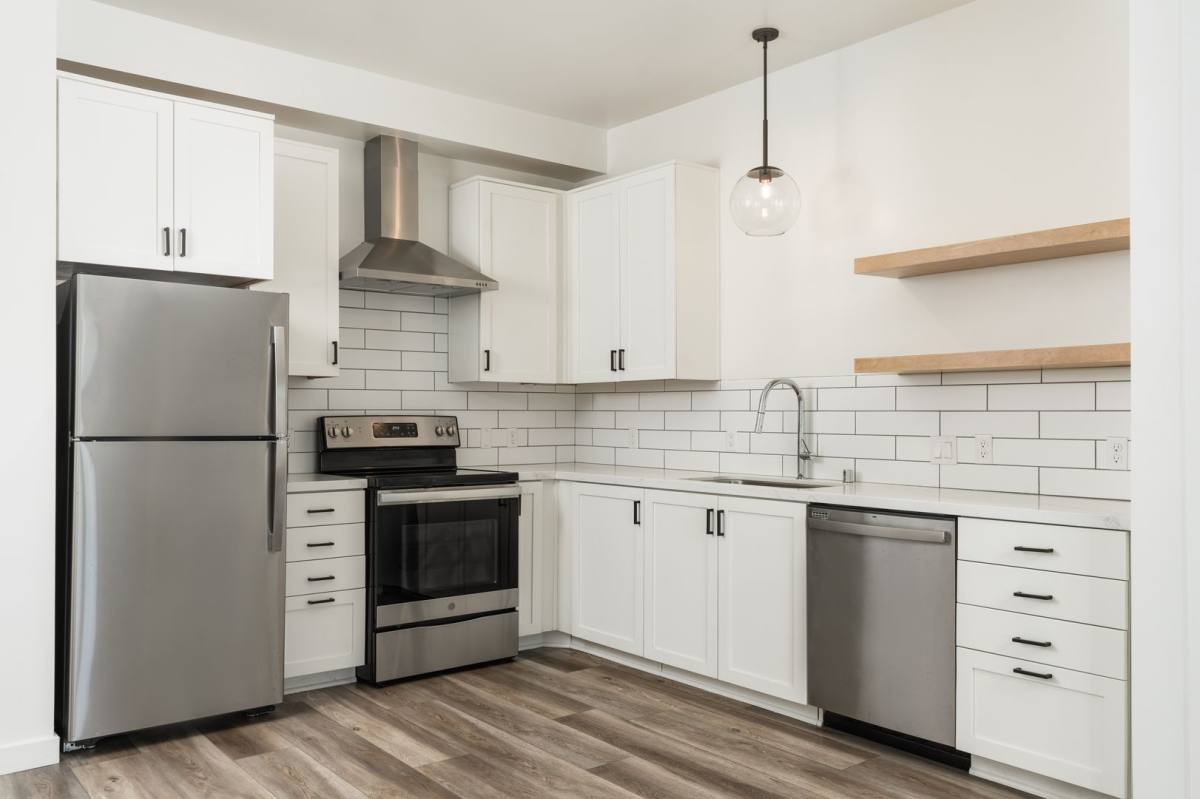 Apartment for rent at 835 E Canon Perdido St, Santa Barbara, CA 93103