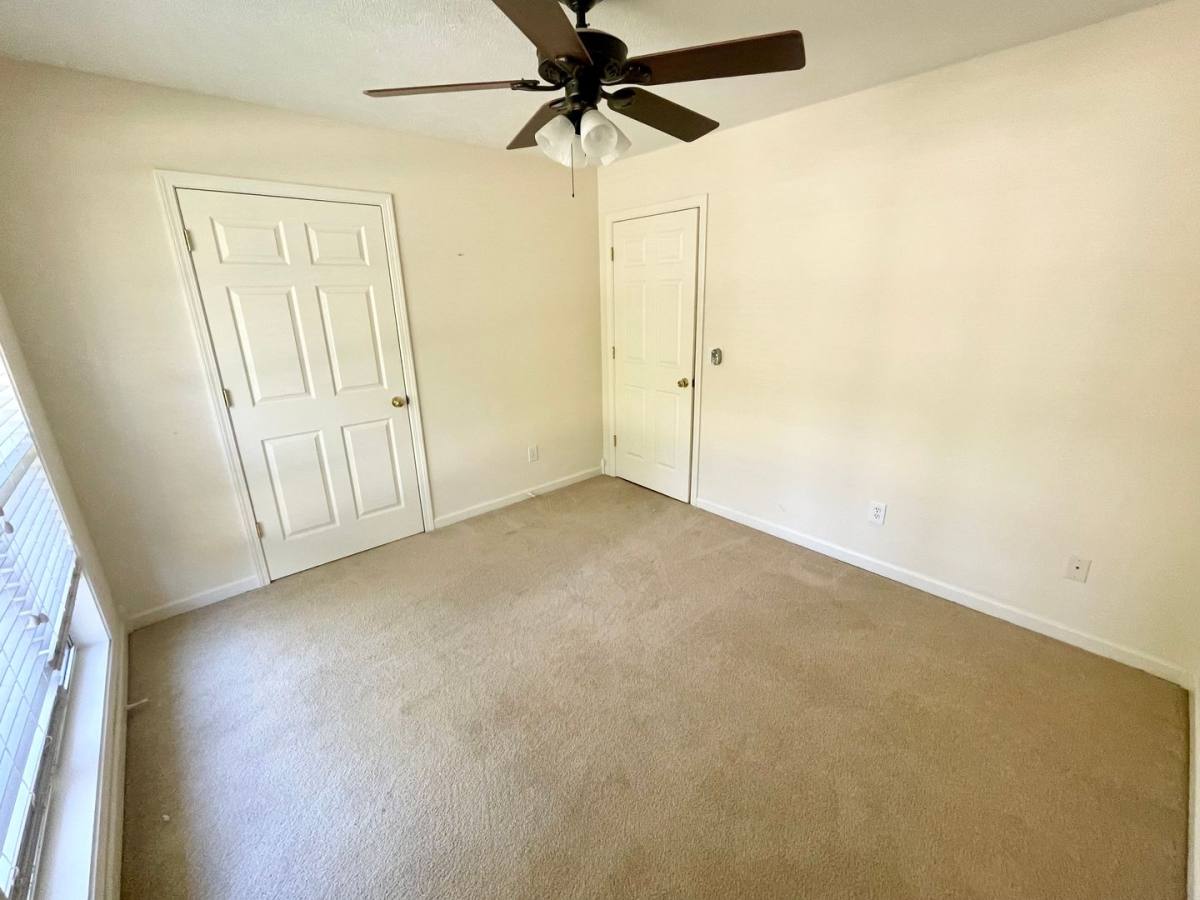 House for rent at 311 Longleaf Dr, Flowood, MS 39232