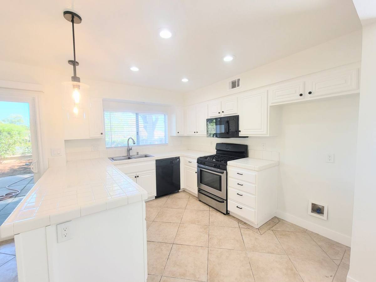 House for rent at 31654 Corte Esparza, Temecula, CA 92592