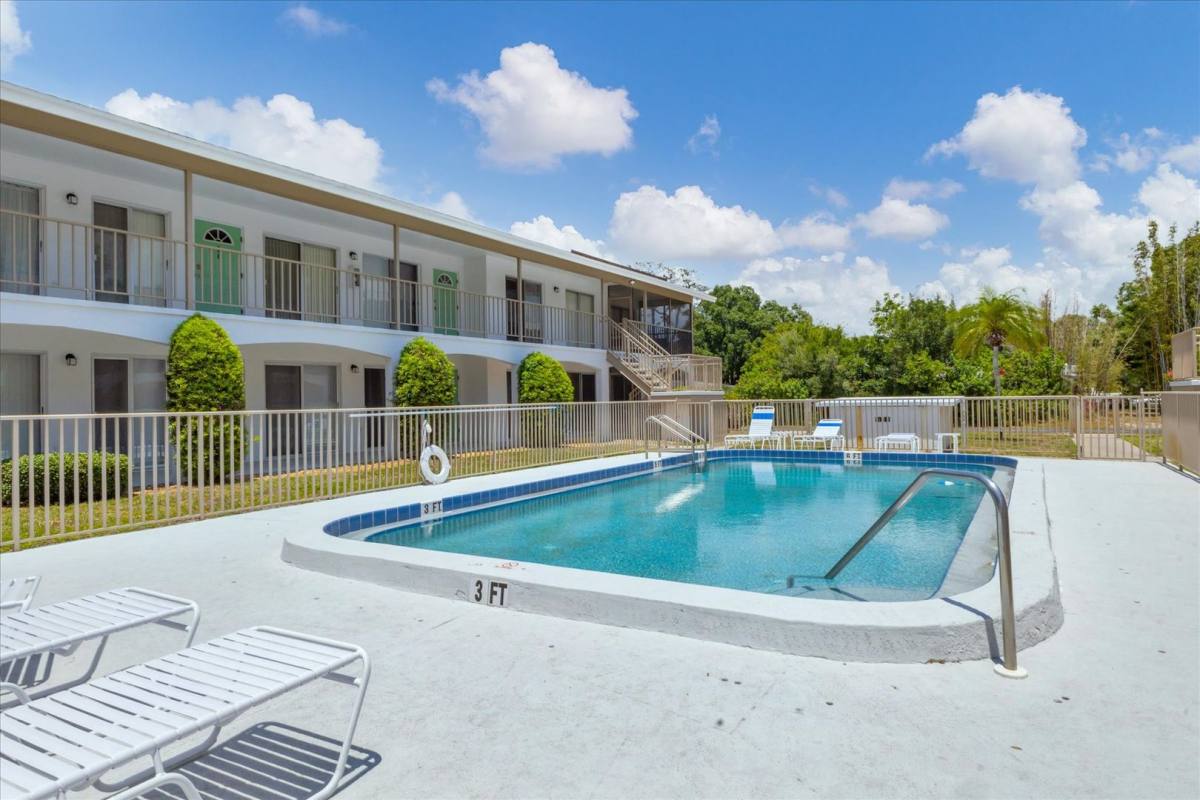 Condo for rent at 4035 S School Ave #C-4, Sarasota, FL 34231