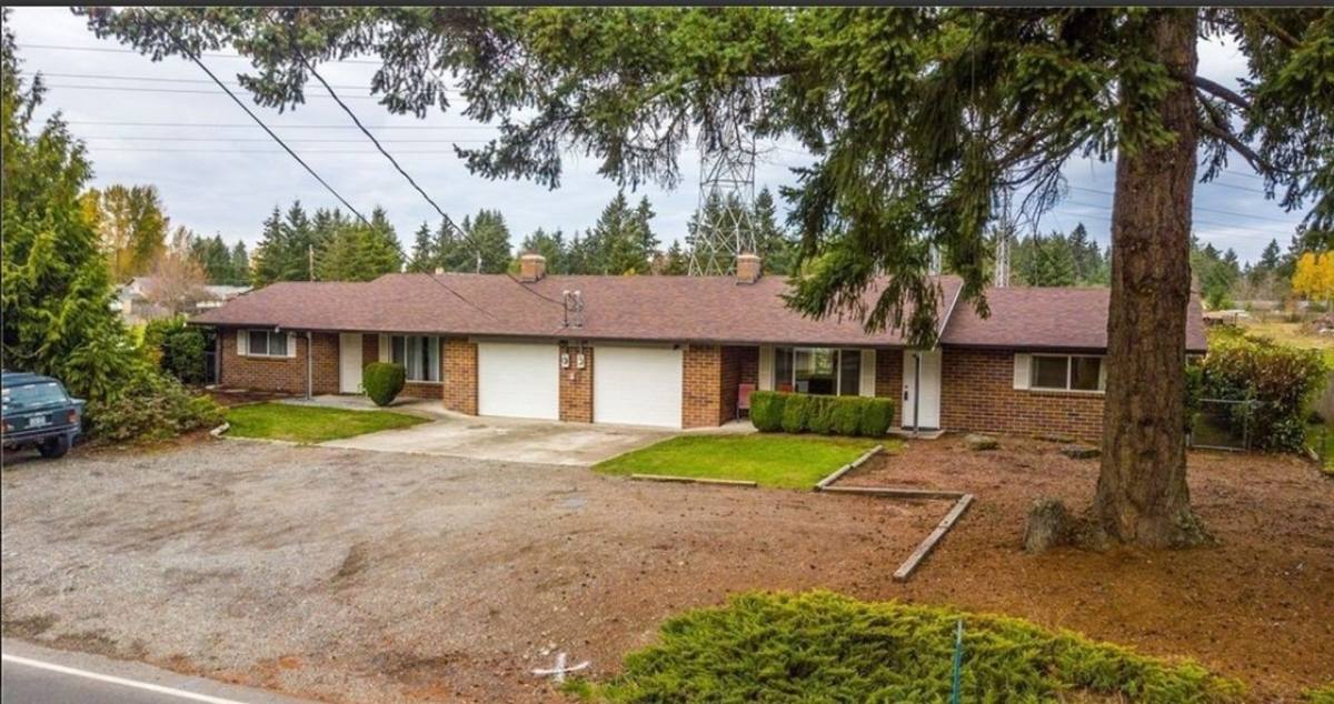 Apartment for rent at 3427 192nd St E, Tacoma, WA 98446