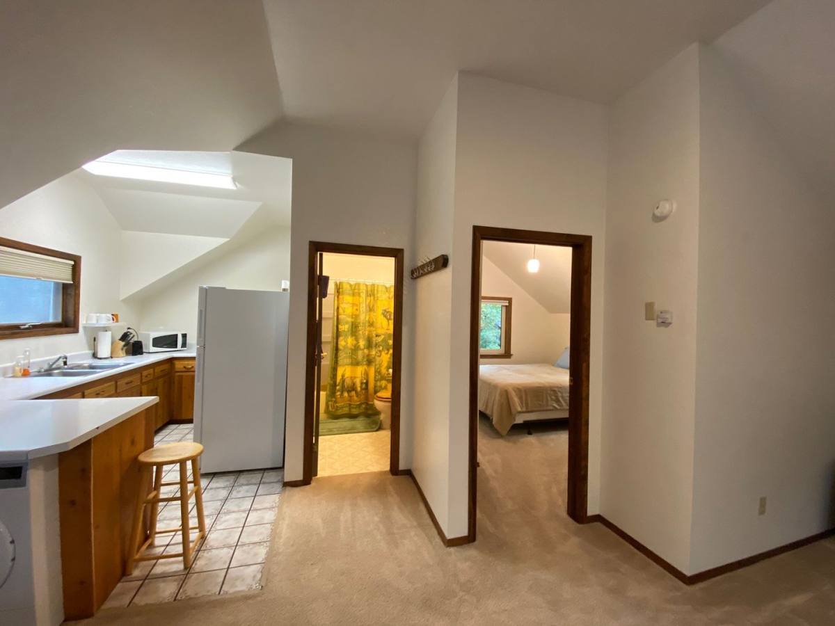 37905 Hall Rd, Sterling, AK 99672 - Apartment for Rent - Image 9