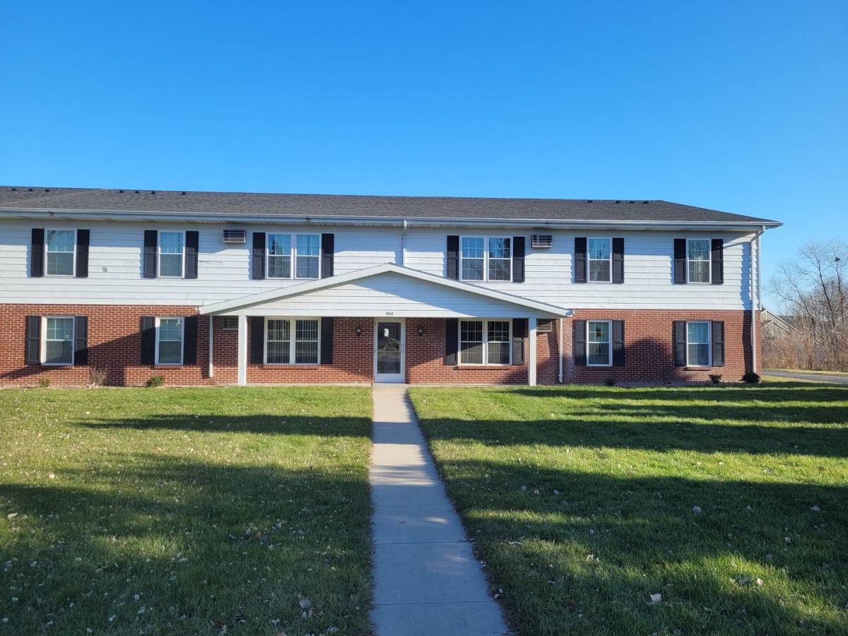 Apartment for rent at 2205 Sylvan Way, West Bend, WI 53095