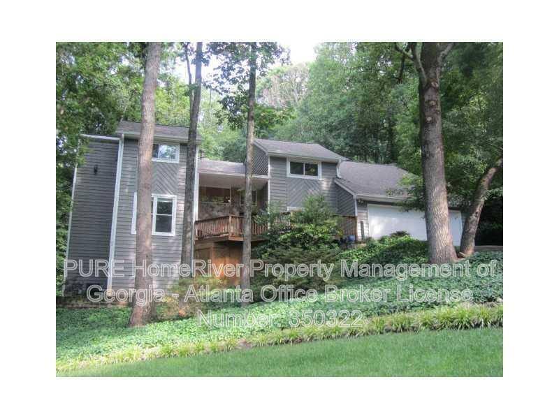 House for rent at 9160 Martin Rd, Roswell, GA 30076