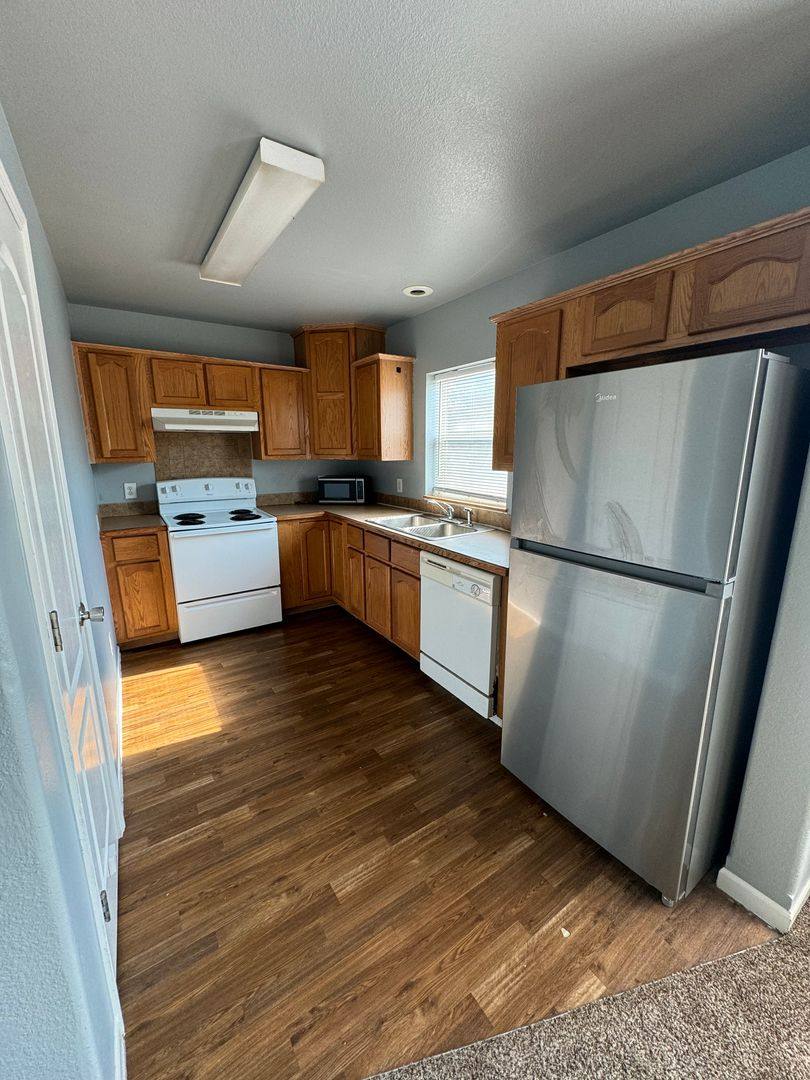 Apartment for rent at Hill Top, 777 Hilltop Dr, Claremore, OK 74017