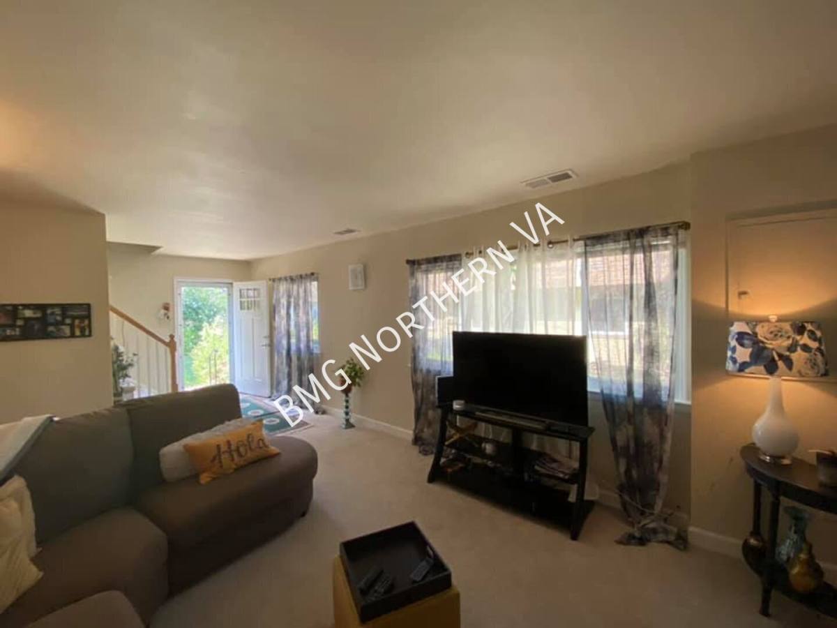Townhouse for rent at 3866 Manzanita Place #B, Alexandria, VA 22309