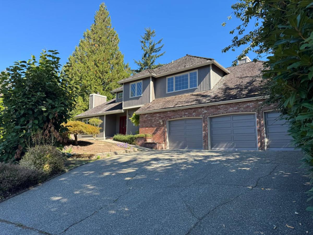 House for rent at 4514 172nd Ave SE, Bellevue, WA 98006