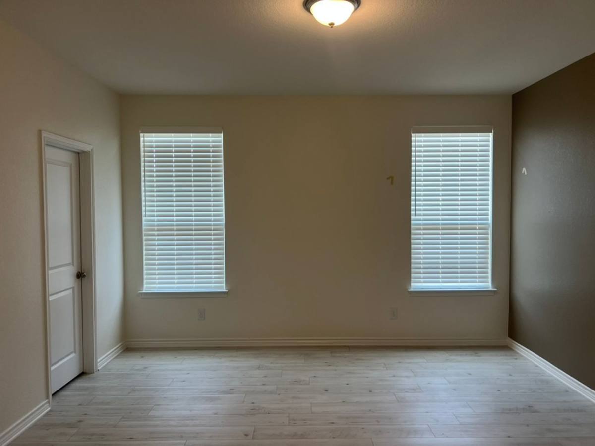 House for rent at 114 E Granite Shores Dr, Boerne, TX 78006