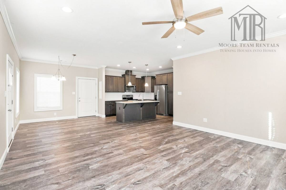 House for rent at 2095 Orchard Rd #2, Flat Rock, NC 28731