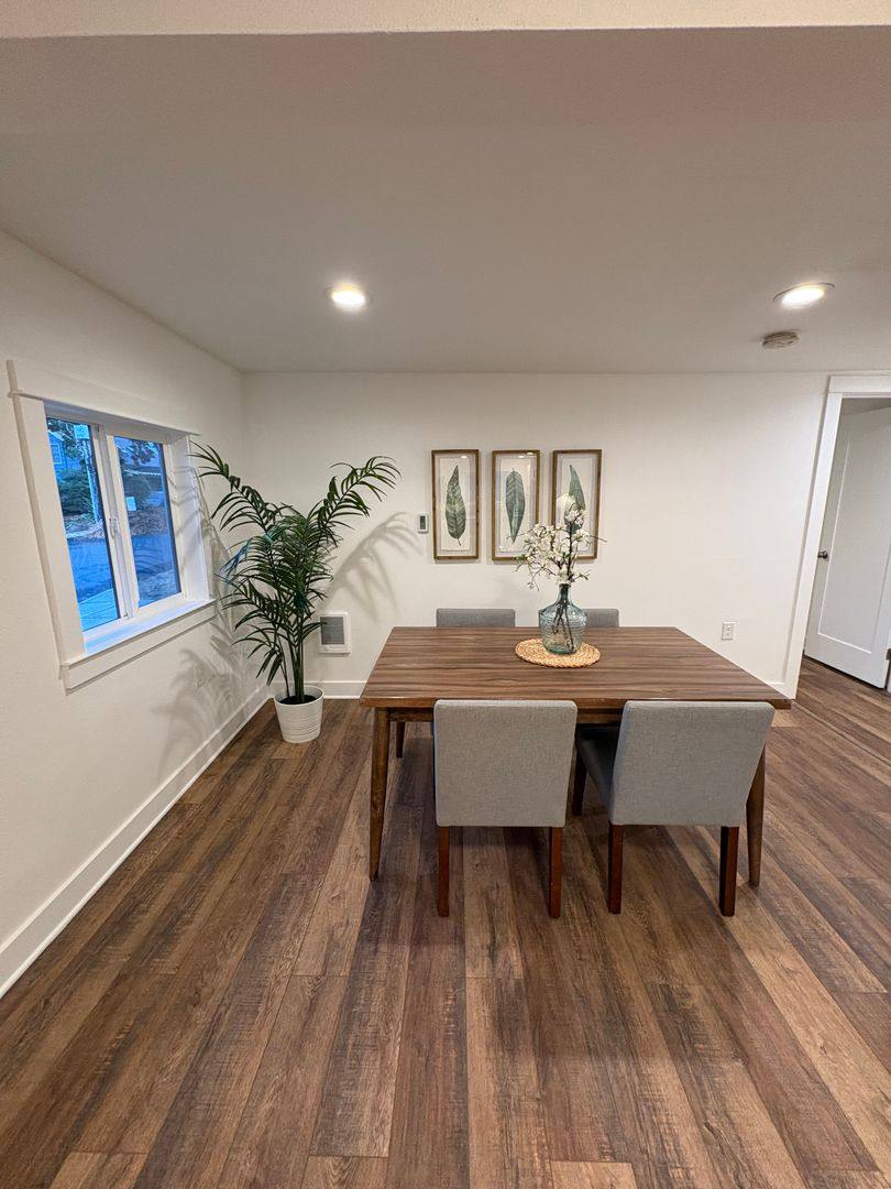 Townhouse for rent at 4563 NE 47th Ave, Portland, OR 97218