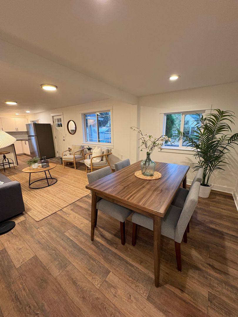 Townhouse for rent at 4563 NE 47th Ave, Portland, OR 97218