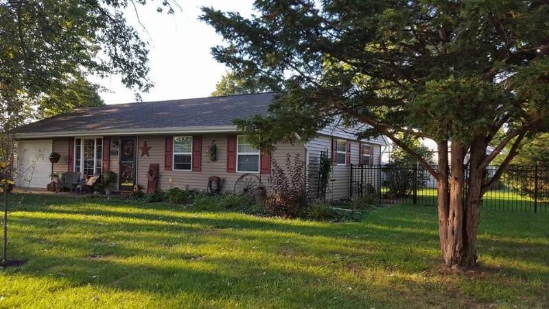 House for rent at 2252 Knollaire Dr, Washington, IL 61571