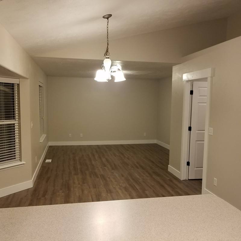 House for rent at 821 N Buffalo Dr, Saratoga Springs, UT 84045