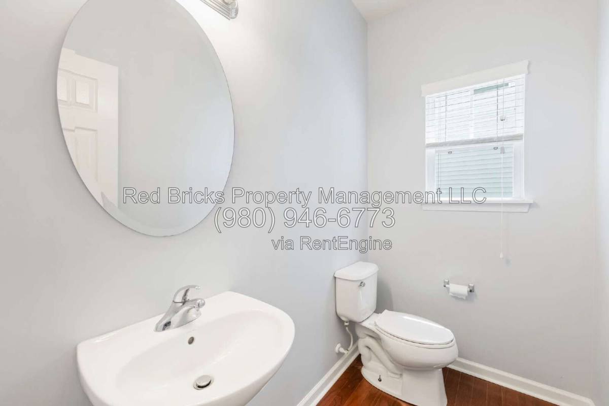 Townhouse for rent at 14054 Singleleaf Lane, Charlotte, NC 28278