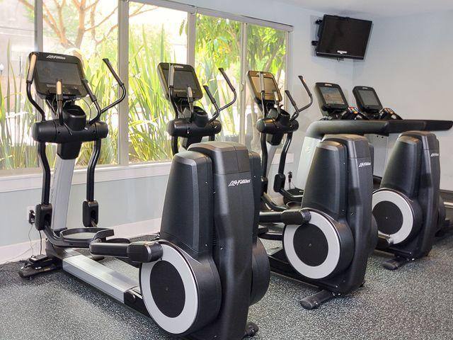 4121 Radford Ave, Studio City, CA 91604 - Apartment for Rent - Image 2