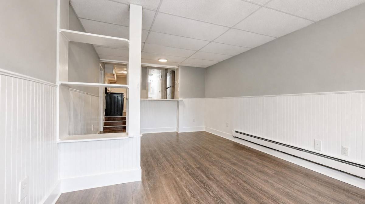 Apartment for rent at 40 Court St, Bath, ME 04530