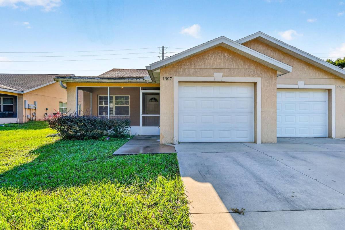 Townhouse for rent at Picciola Reserve, 1307 Wood Duck Lane #1, Fruitland Park, FL 34731