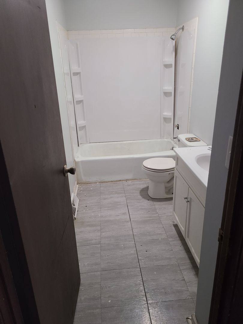 Apartment for rent at 1916 W 75th Place, Davenport, IA 52806
