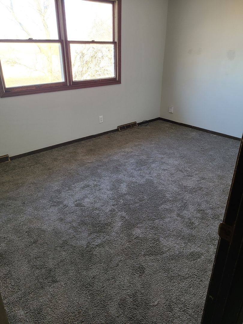 Apartment for rent at 1916 W 75th Place, Davenport, IA 52806