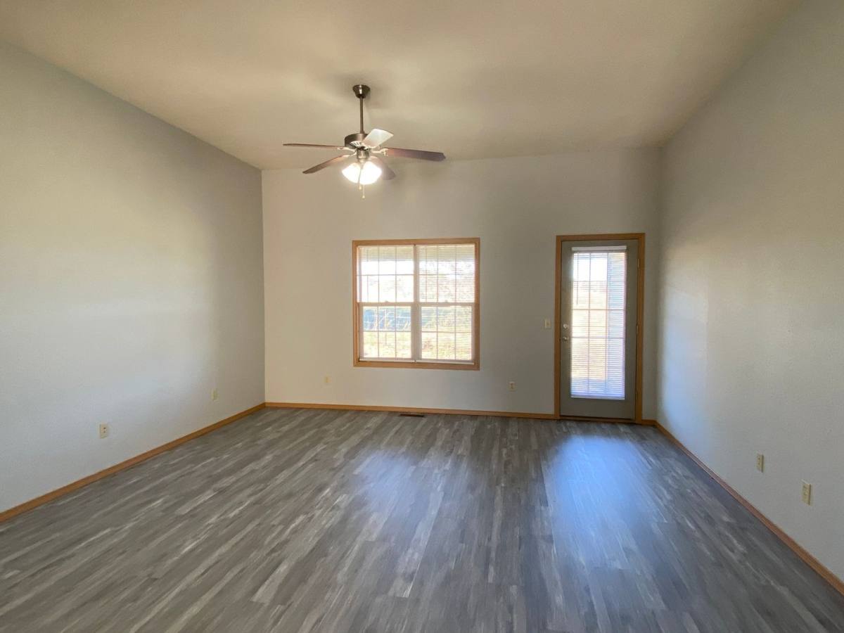 Apartment for rent at 2309-2311 W Parkview, Republic, MO 65738