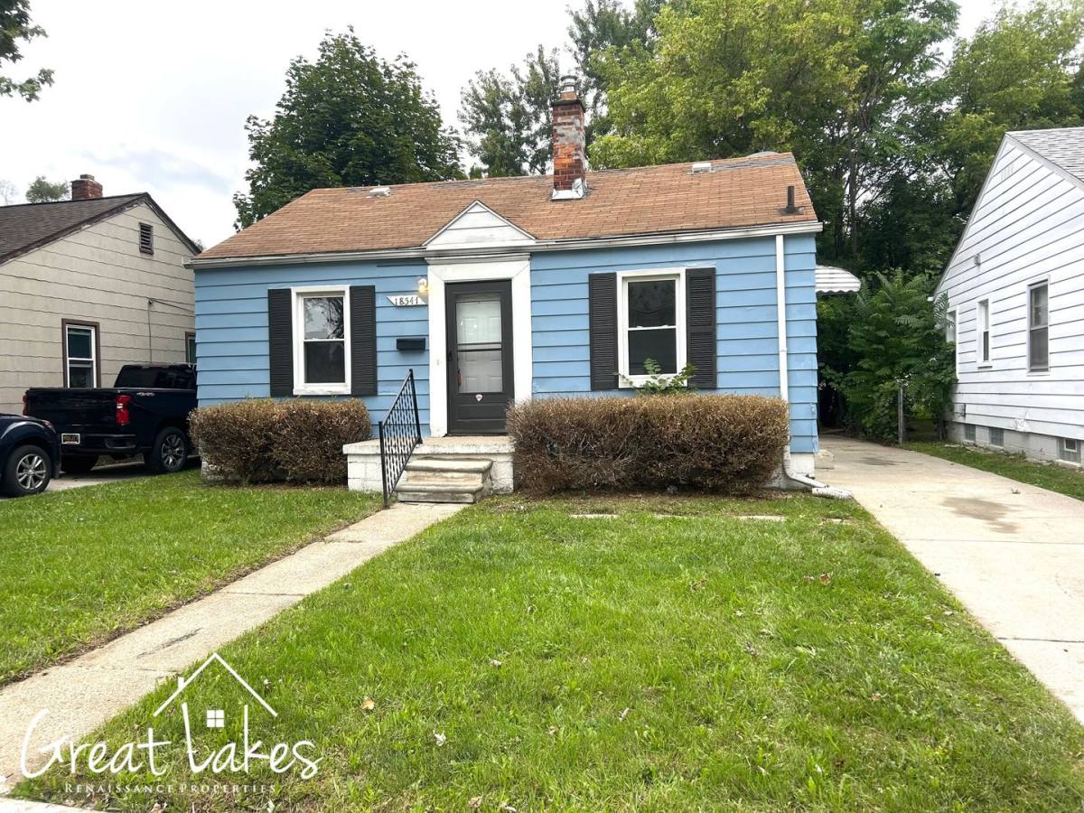 House for rent at 18541 Washtenaw St, Harper Woods, MI 48225