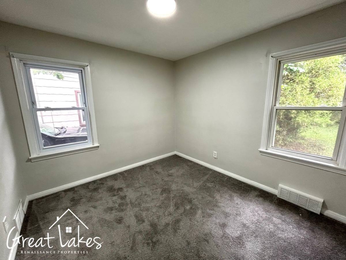 House for rent at 18541 Washtenaw St, Harper Woods, MI 48225