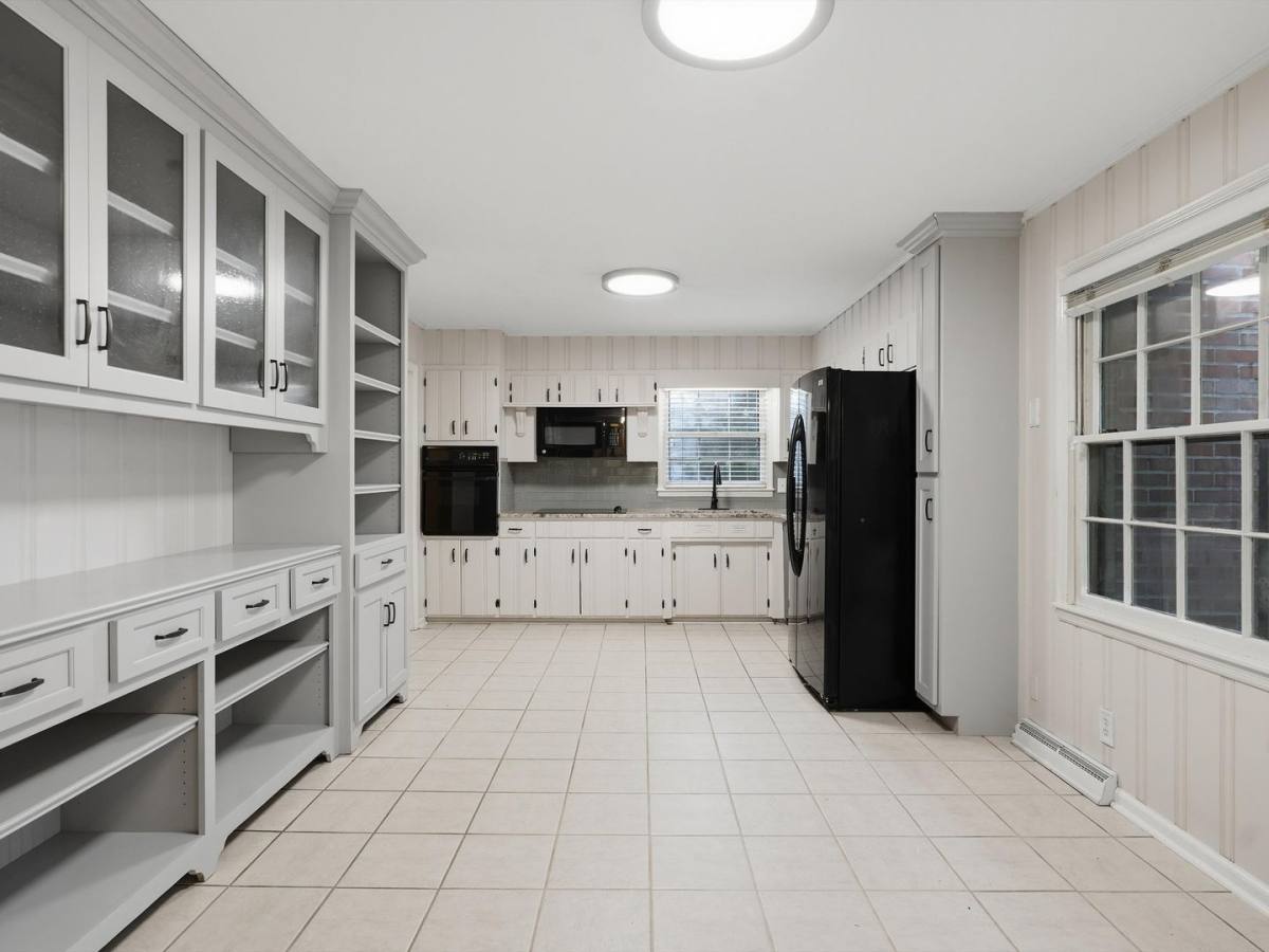 House for rent at 4006 Devon St SE, Huntsville, AL 35802