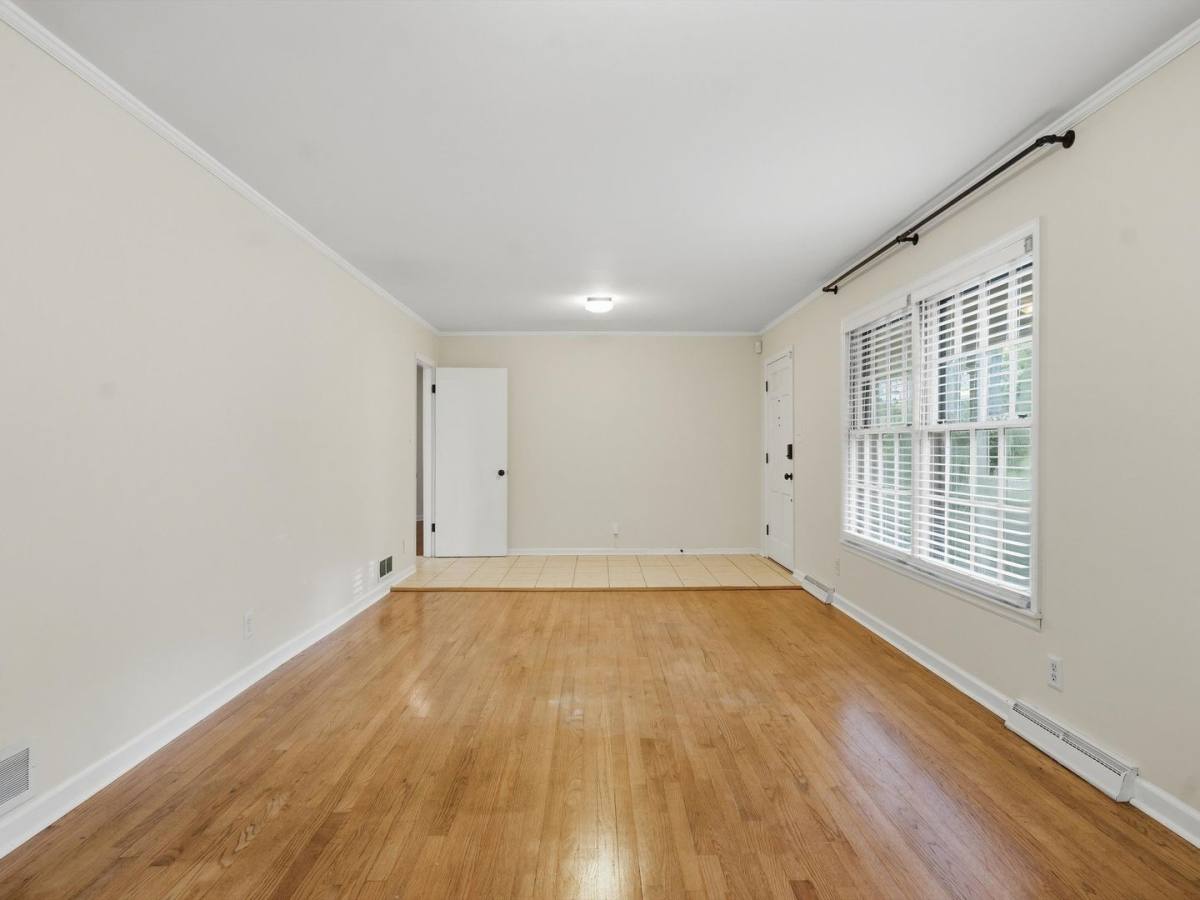 House for rent at 4006 Devon St SE, Huntsville, AL 35802