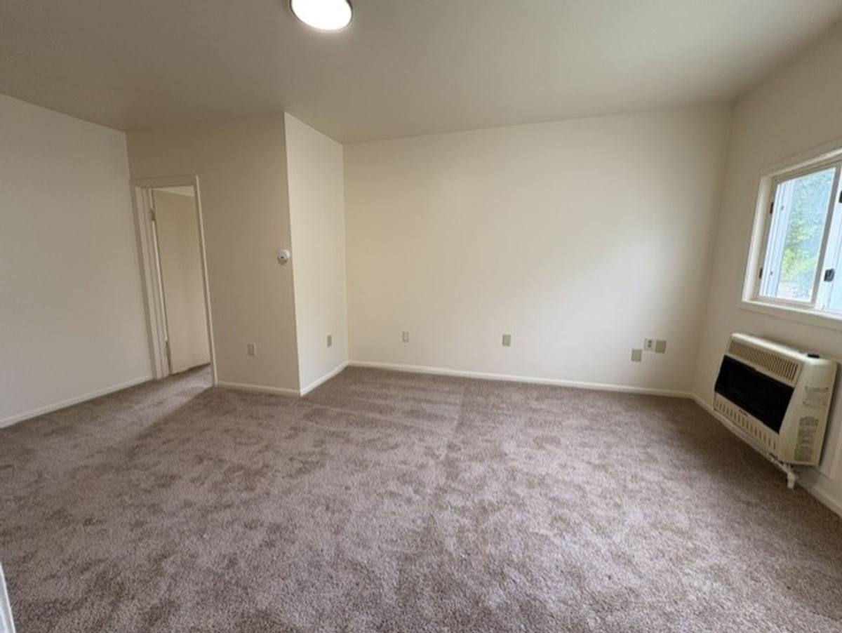 Apartment for rent at 2241 13th St SW, Akron, OH 44314