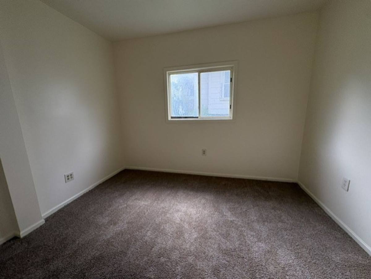 Apartment for rent at 2241 13th St SW, Akron, OH 44314
