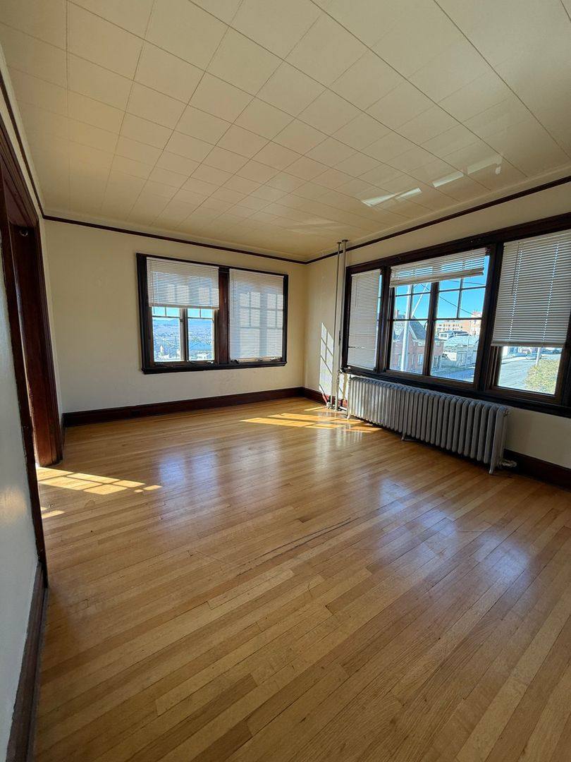 Apartment for rent at 230 S Washington, Butte, MT 59701