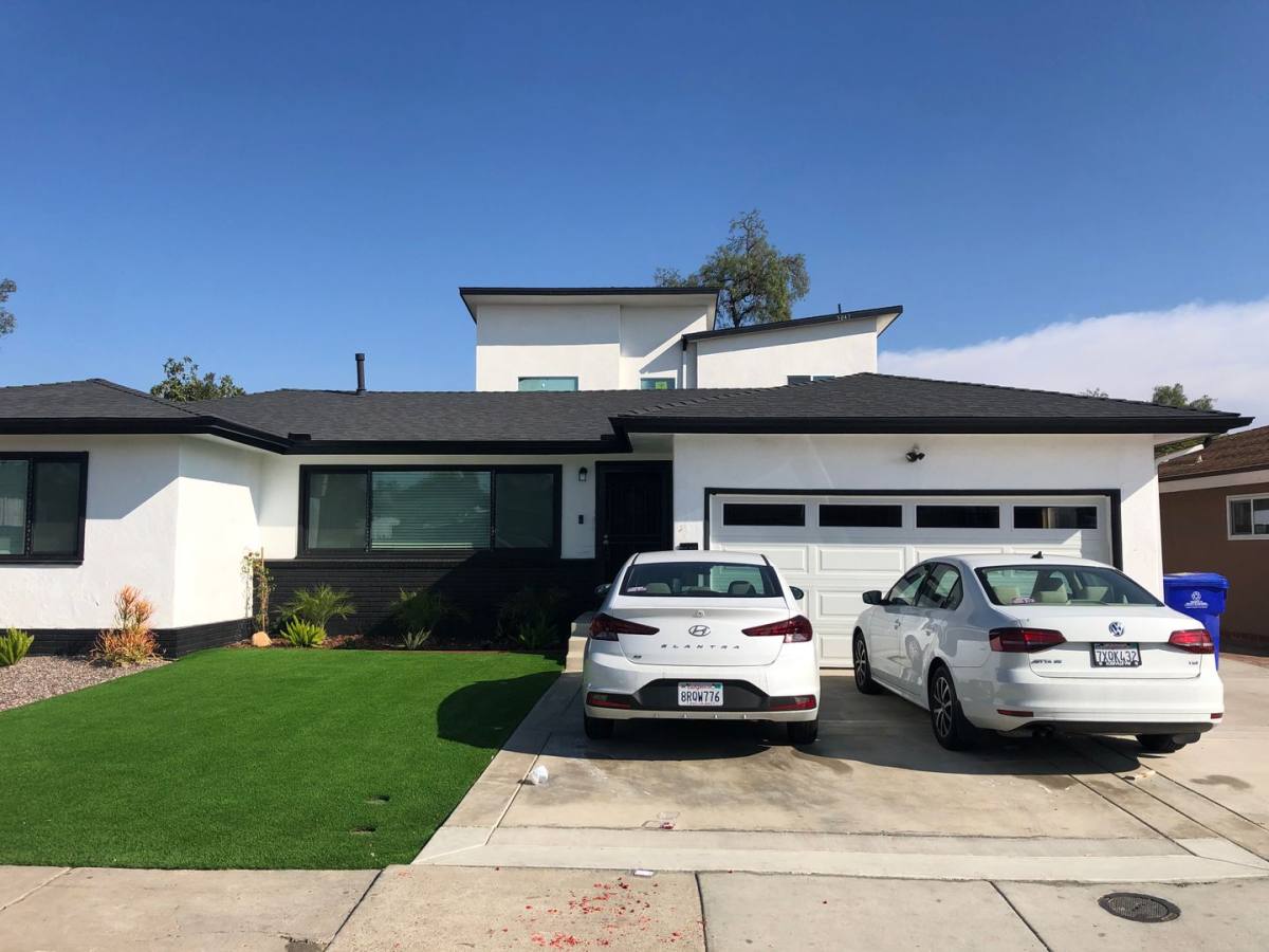 Townhouse for rent at 5045 Campanile Dr, San Diego, CA 92115