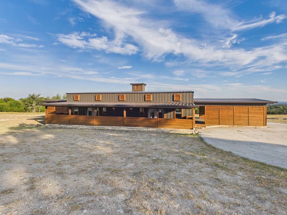 House for rent at 1016 Luckenbach-Cain City Rd, Fredericksburg, TX 78624