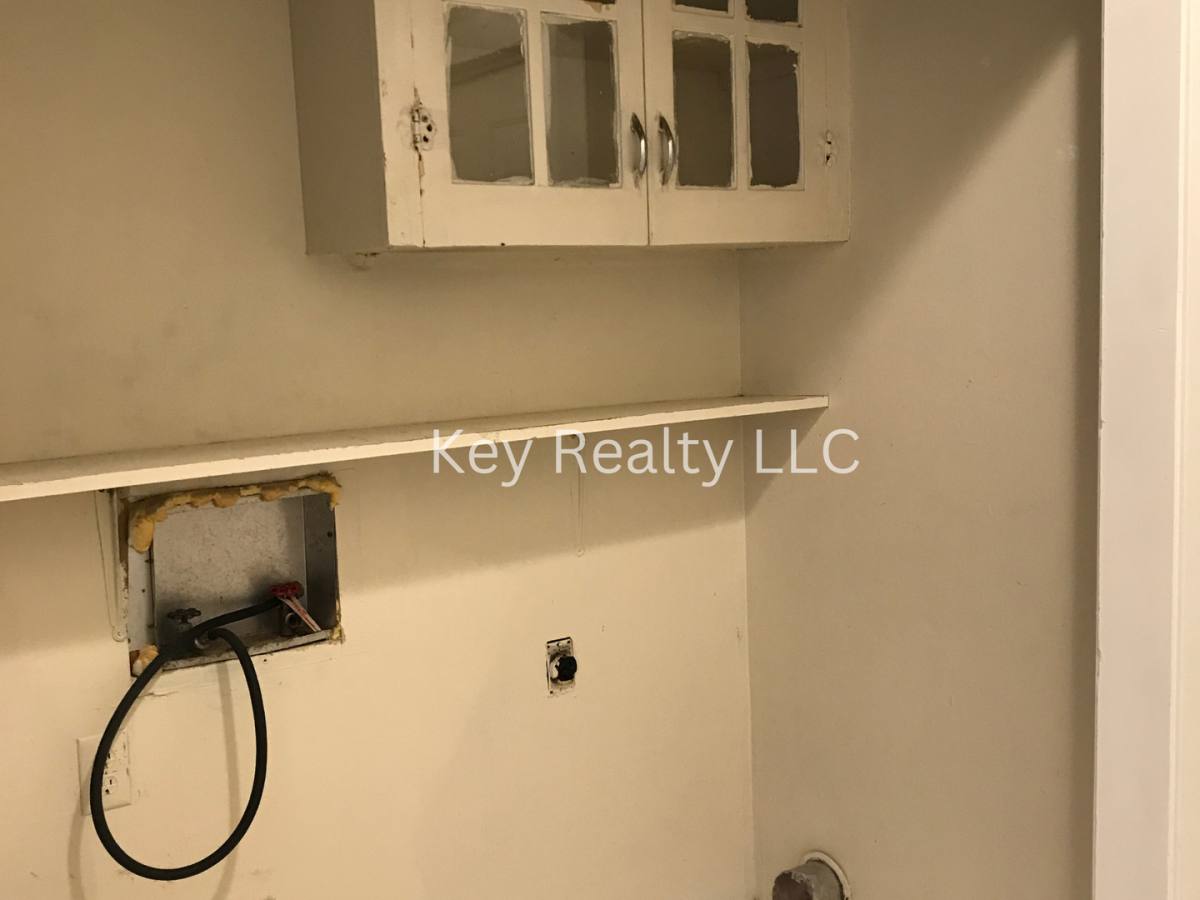 House for rent at 2309 Elliott St, Alexandria, LA 71301