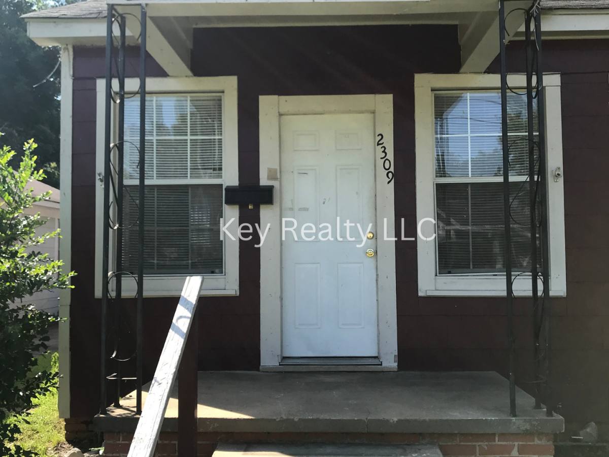 House for rent at 2309 Elliott St, Alexandria, LA 71301