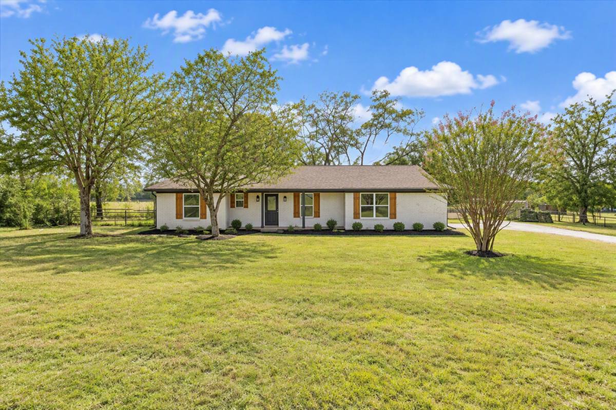 House for rent at 12008 CR 262, Tyler, TX 75707