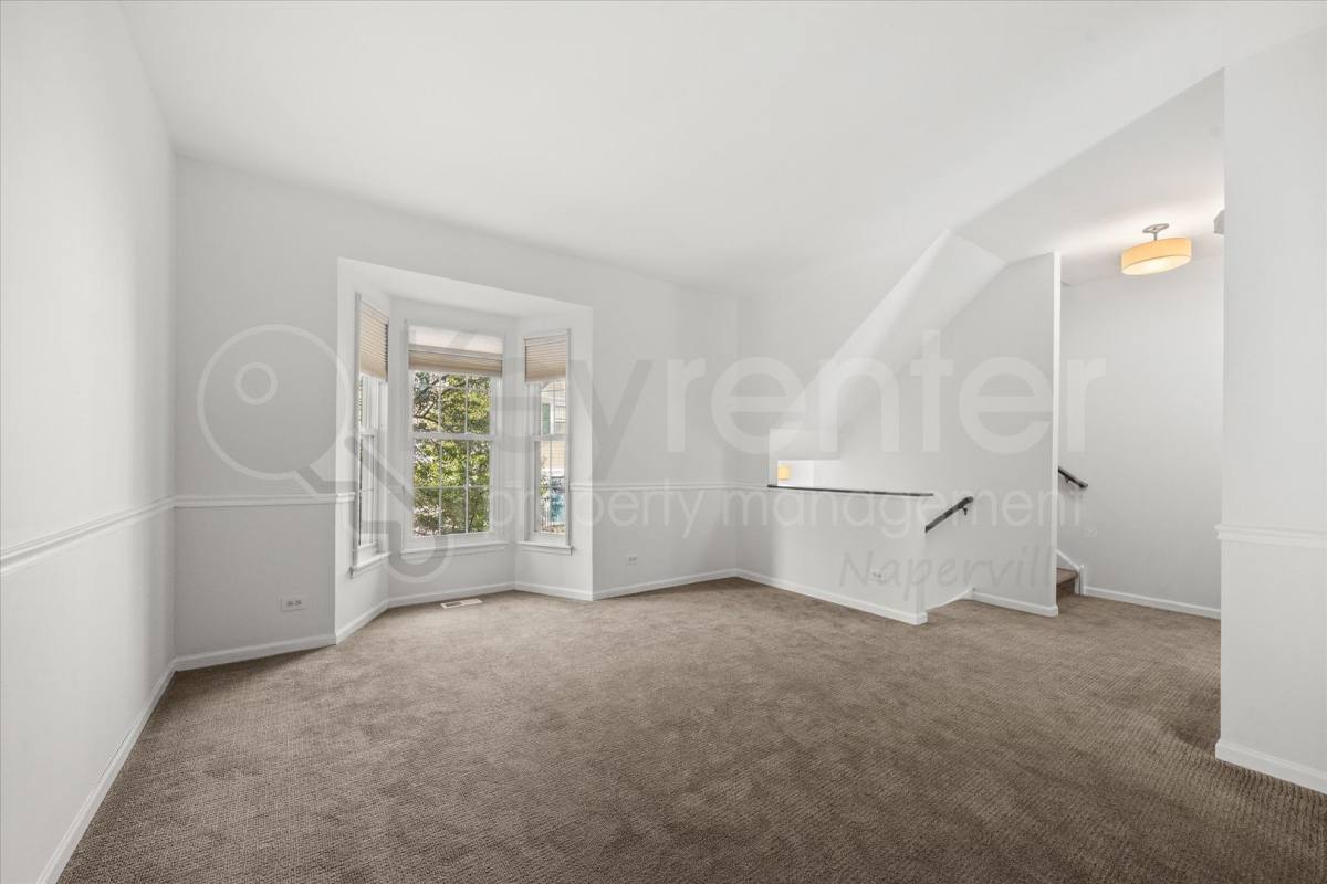 House for rent at 2411 Courtyard Circle #4, Aurora, IL 60506