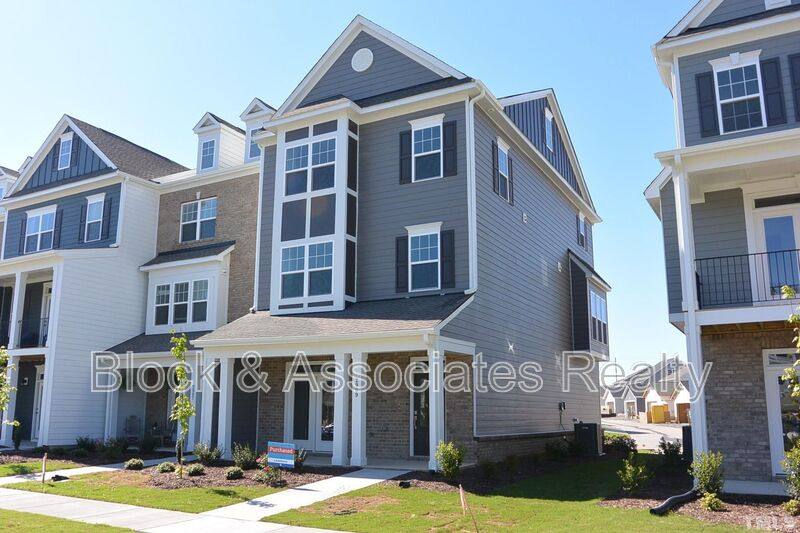 Townhouse for rent at 2909 Great Lawn Rd, Apex, NC 27502