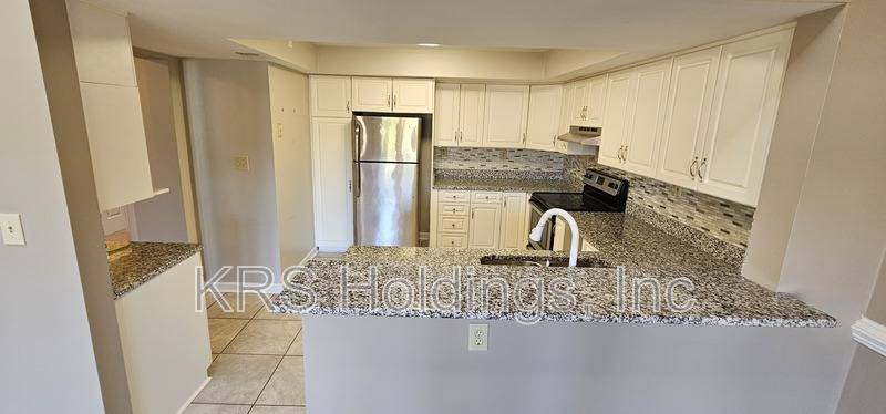 Condo for rent at 200 Mainsail Dr, Hampton, VA 23664