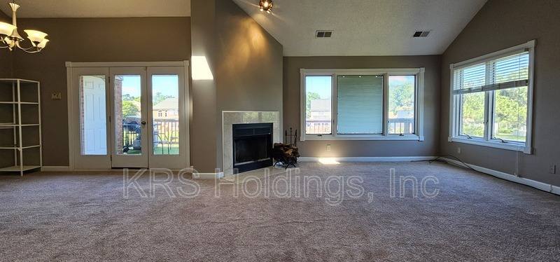 Condo for rent at 200 Mainsail Dr, Hampton, VA 23664